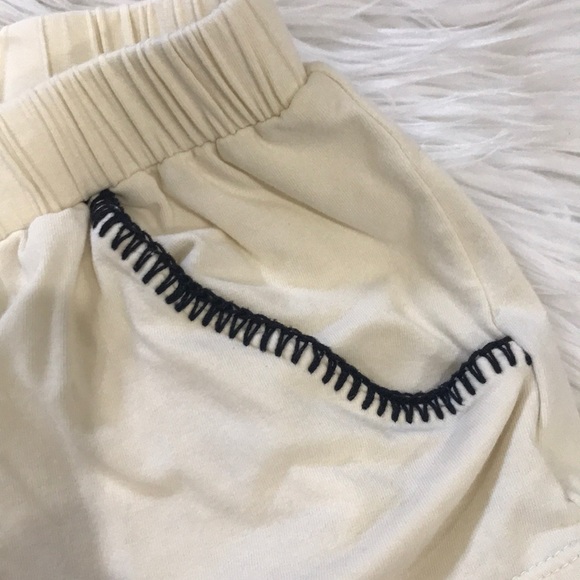 Ecote | Women’s Shorts L - Picture 3 of 6